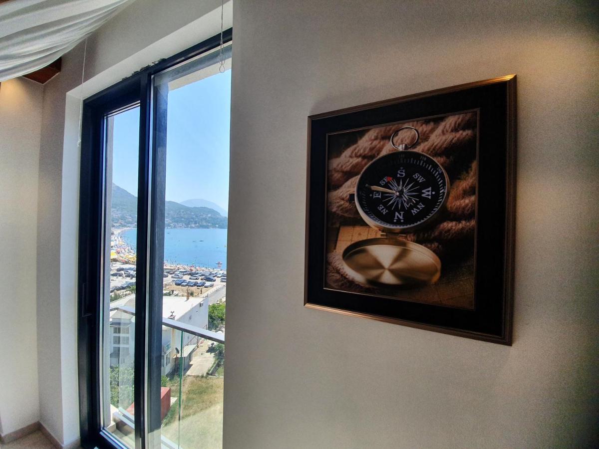 Apartment Mariner 601 Sutomore Bagian luar foto